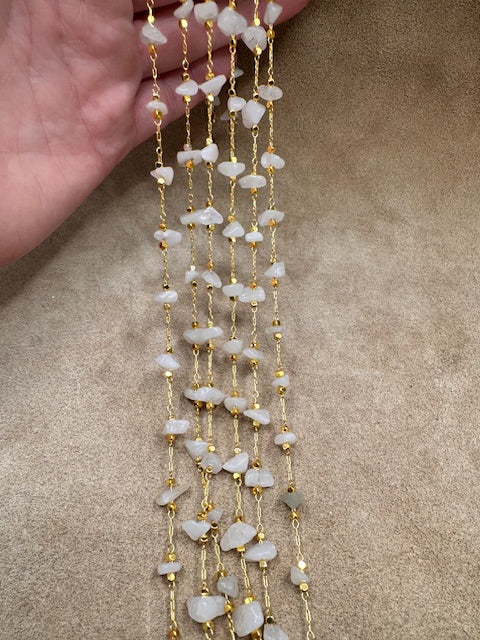 Stone necklace - milky quartz