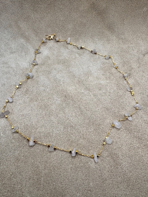 Stone necklace - light rosequartz